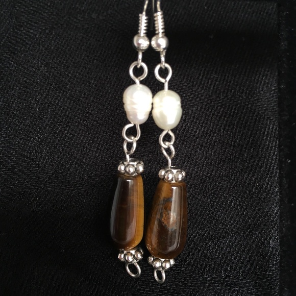 New Handmade Freshwater Pearl Tiger Eye Earrings - Picture 3 of 3
